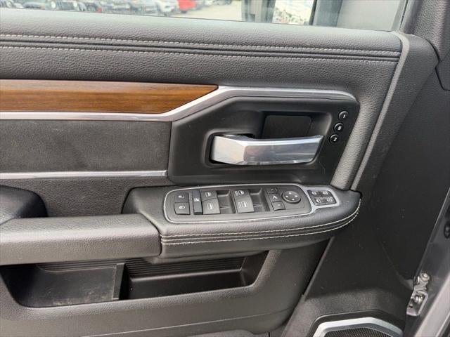 2024 RAM 2500 Laramie Crew Cab 4x4 6'4' Box