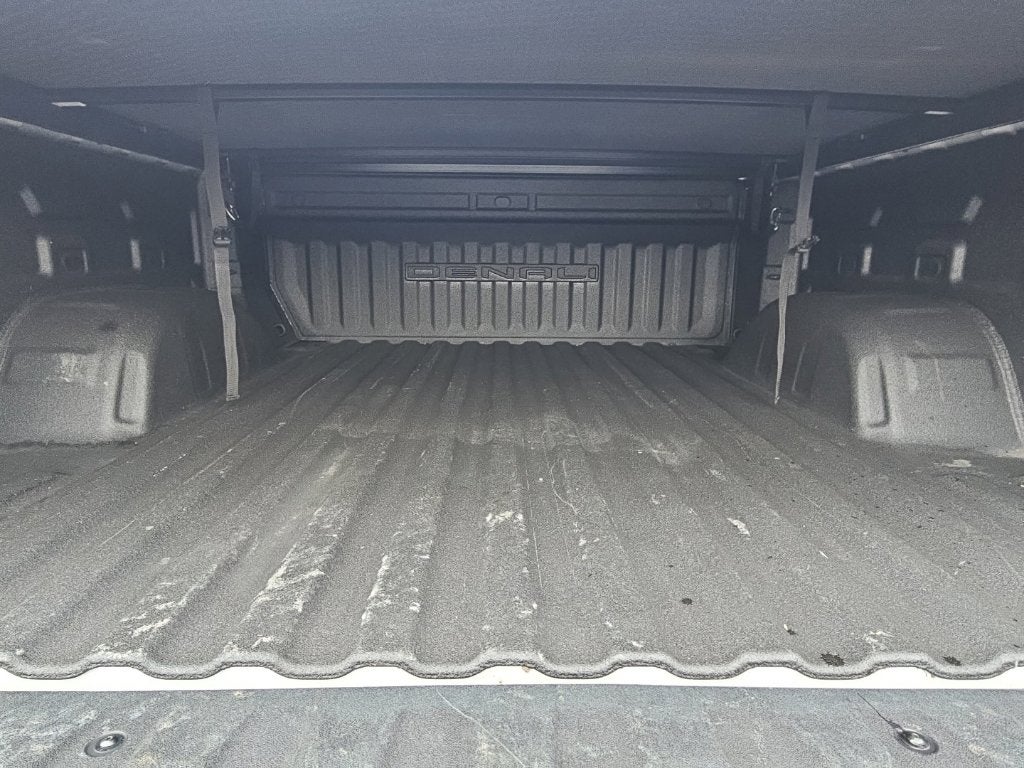 2023 GMC Sierra 1500 4WD Crew Cab Short Box Denali