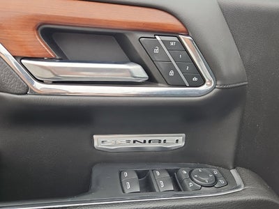 2023 GMC Sierra 1500 4WD Crew Cab Short Box Denali