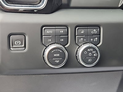 2023 GMC Sierra 1500 4WD Crew Cab Short Box Denali
