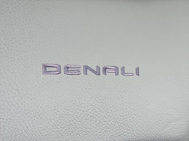 2023 GMC Sierra 1500 4WD Crew Cab Short Box Denali