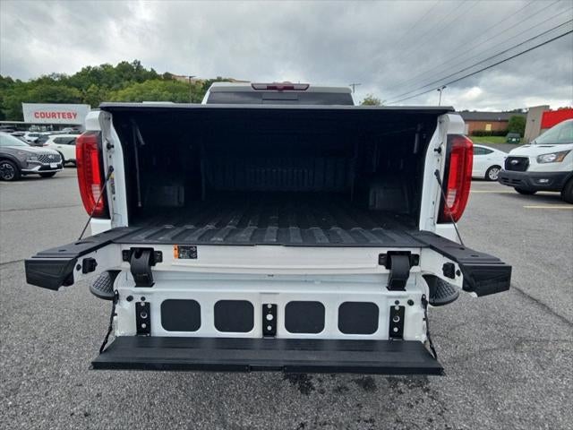 2023 GMC Sierra 1500 4WD Crew Cab Short Box Denali