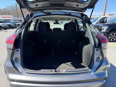 2023 Nissan Kicks SV Xtronic CVT