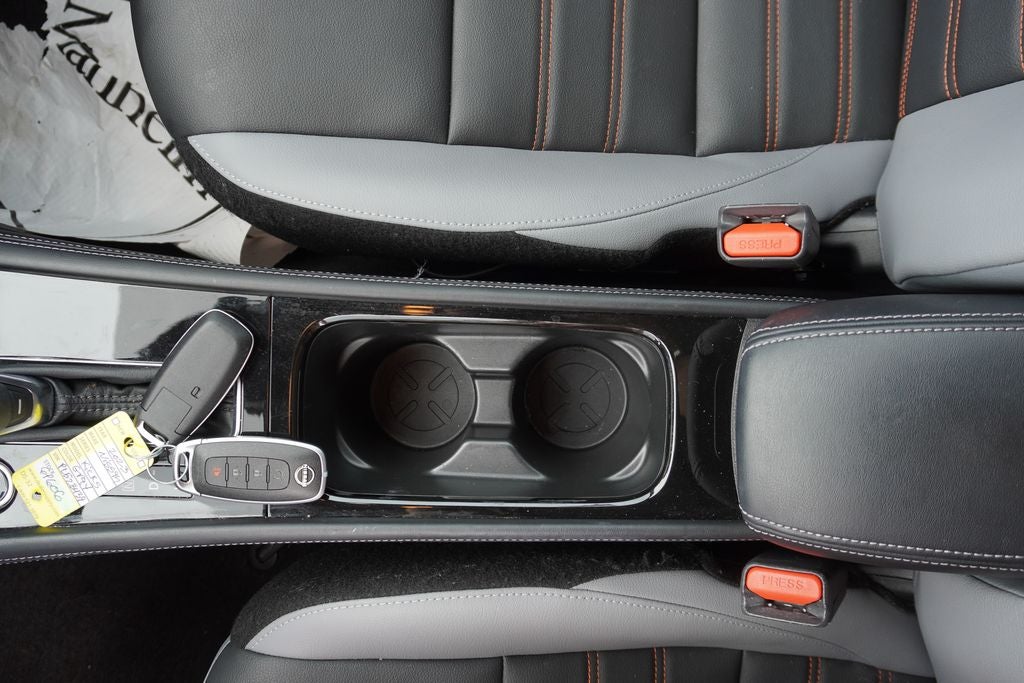 2023 Nissan Kicks SR Xtronic CVT