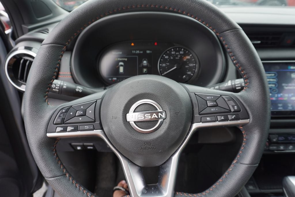 2023 Nissan Kicks SR Xtronic CVT