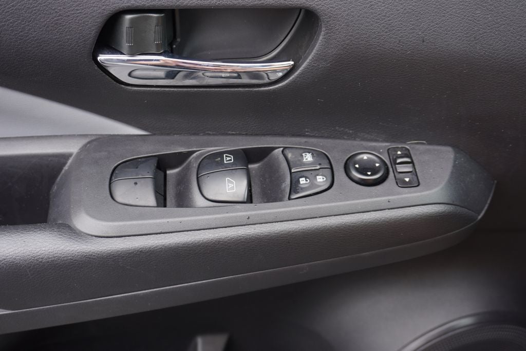 2023 Nissan Kicks SR Xtronic CVT