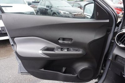 2023 Nissan Kicks SR Xtronic CVT