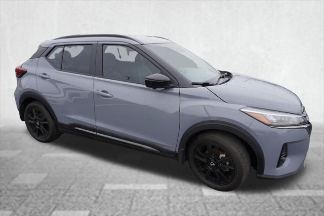 2023 Nissan Kicks SR Xtronic CVT