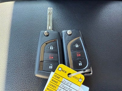 2024 Toyota RAV4 Hybrid LE