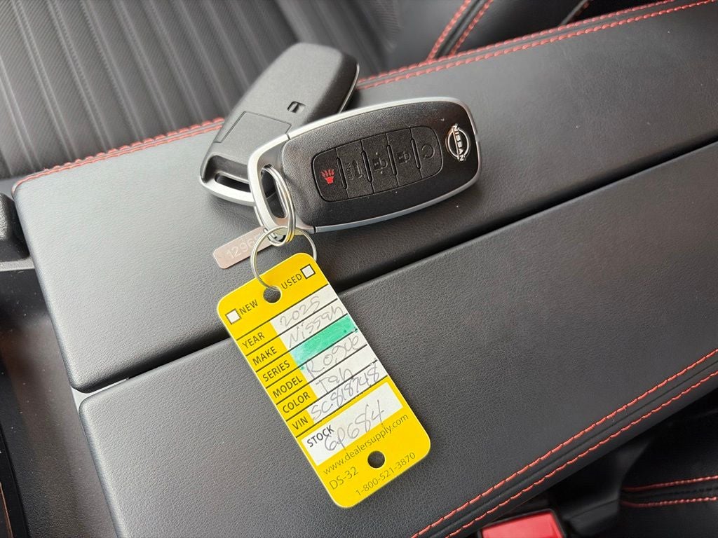 2025 Nissan Rogue Rock Creek