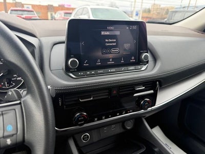 2022 Nissan Rogue SV Intelligent AWD