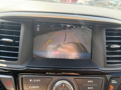 2018 Nissan Pathfinder SV