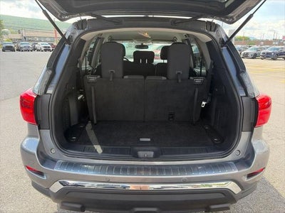 2018 Nissan Pathfinder SV