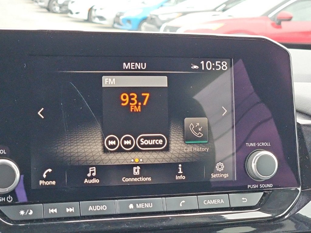 2025 Nissan Pathfinder SV 4WD