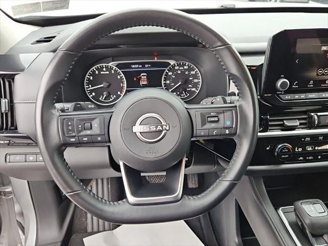 2025 Nissan Pathfinder SV 4WD