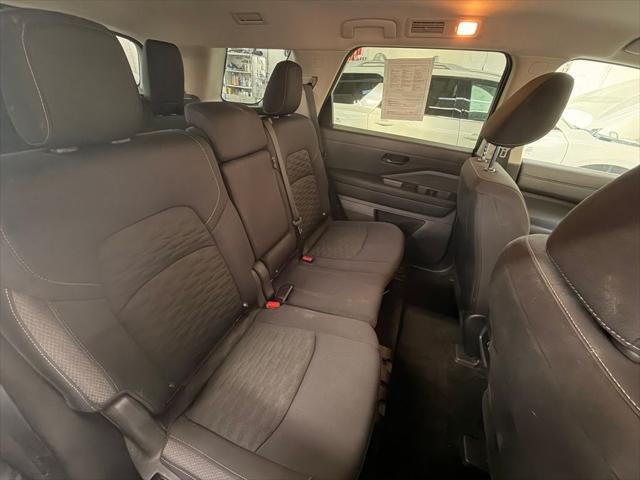 2025 Nissan Pathfinder SV 4WD