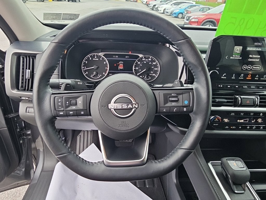 2025 Nissan Pathfinder SL 4WD