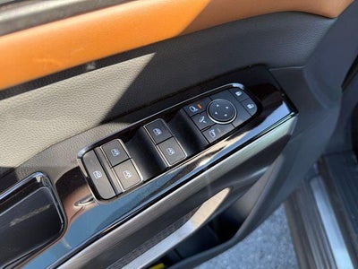 2023 Nissan Pathfinder Platinum 4WD