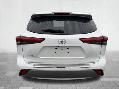 2022 Toyota Highlander Platinum