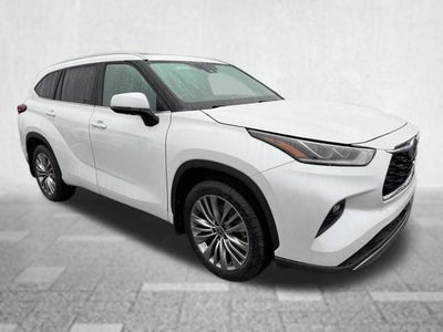 2022 Toyota Highlander Platinum