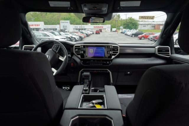 2026 Toyota Tundra SR5 CrewMax 5.5' Bed