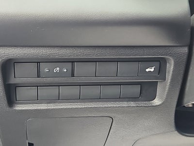 2022 Mitsubishi Outlander Base