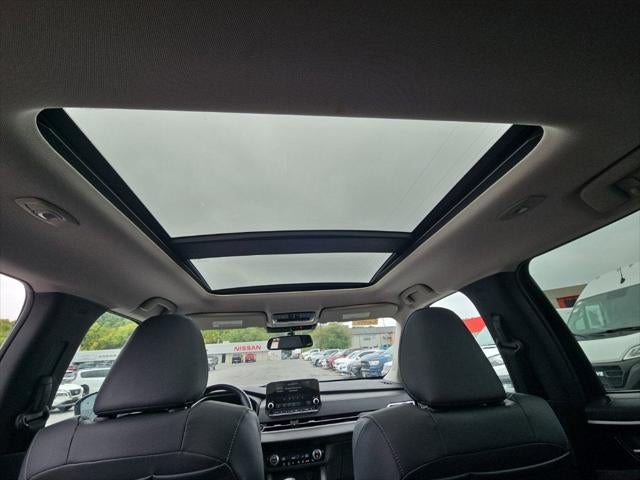 2022 Mitsubishi Outlander Base
