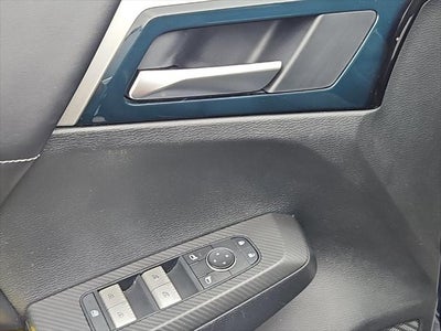 2022 Mitsubishi Outlander Base