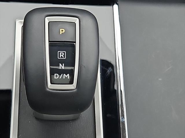 2022 Mitsubishi Outlander Base