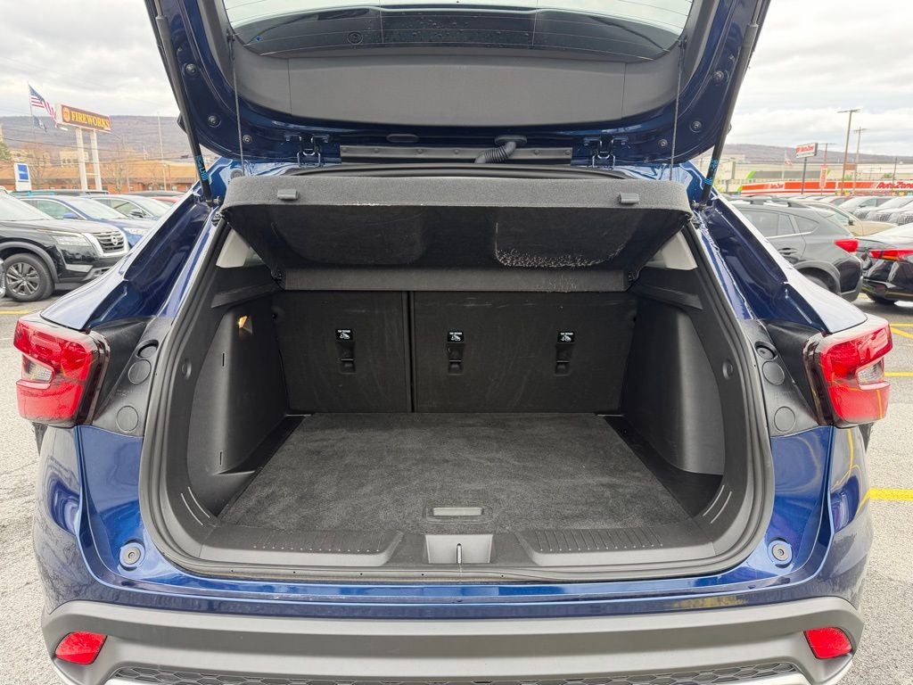 2024 Chevrolet Trax FWD LT