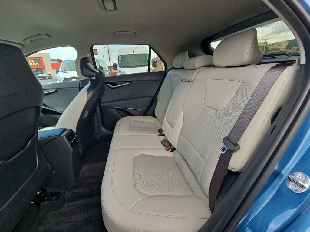2026 Kia Niro EX