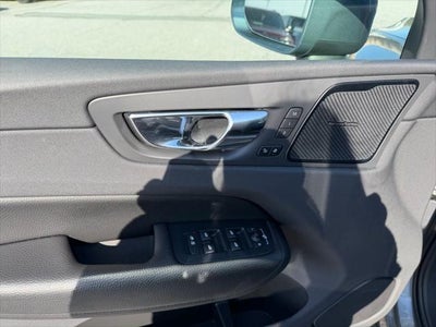 2019 Volvo XC60 T6 Momentum