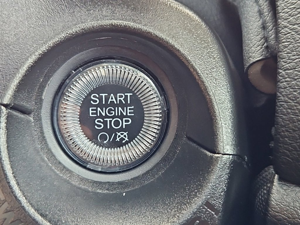2023 Jeep Renegade (RED) Edition 4x4