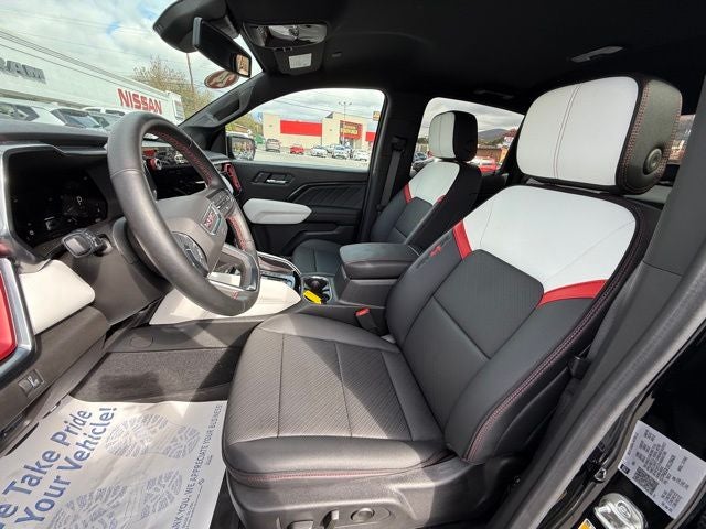 2024 GMC Canyon AT4X