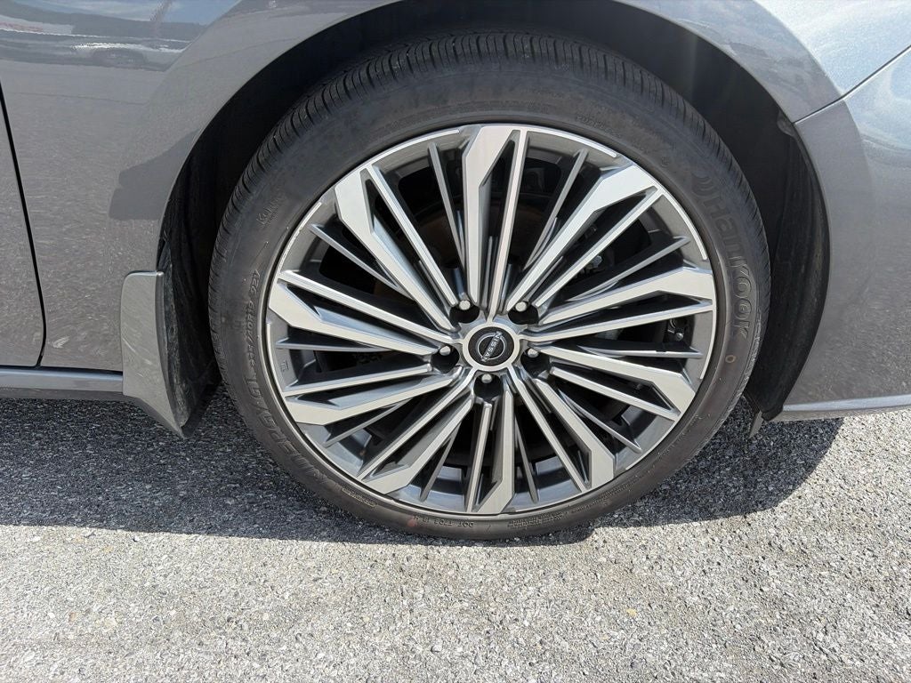 2025 Nissan Altima 2.5 SL