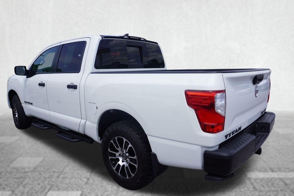 2024 Nissan Titan SV