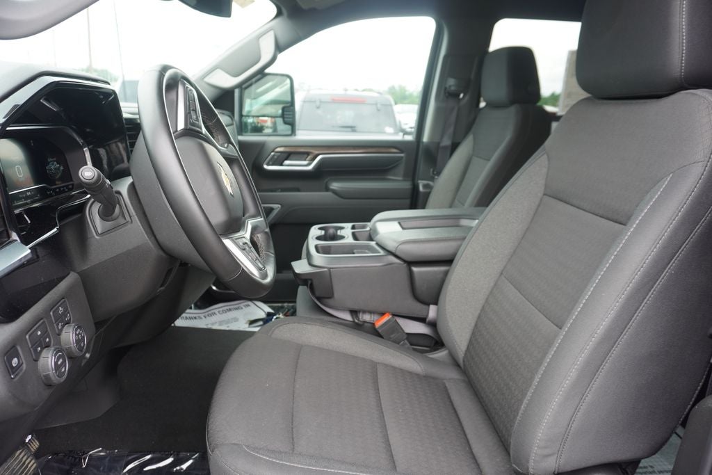 2025 Chevrolet Silverado 2500HD LT
