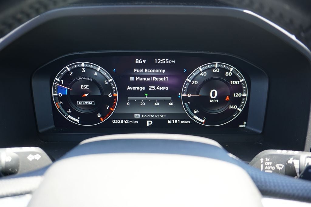 2023 Mitsubishi Outlander Base
