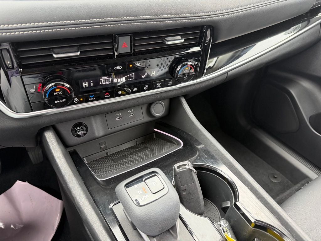 2025 Nissan Rogue SL