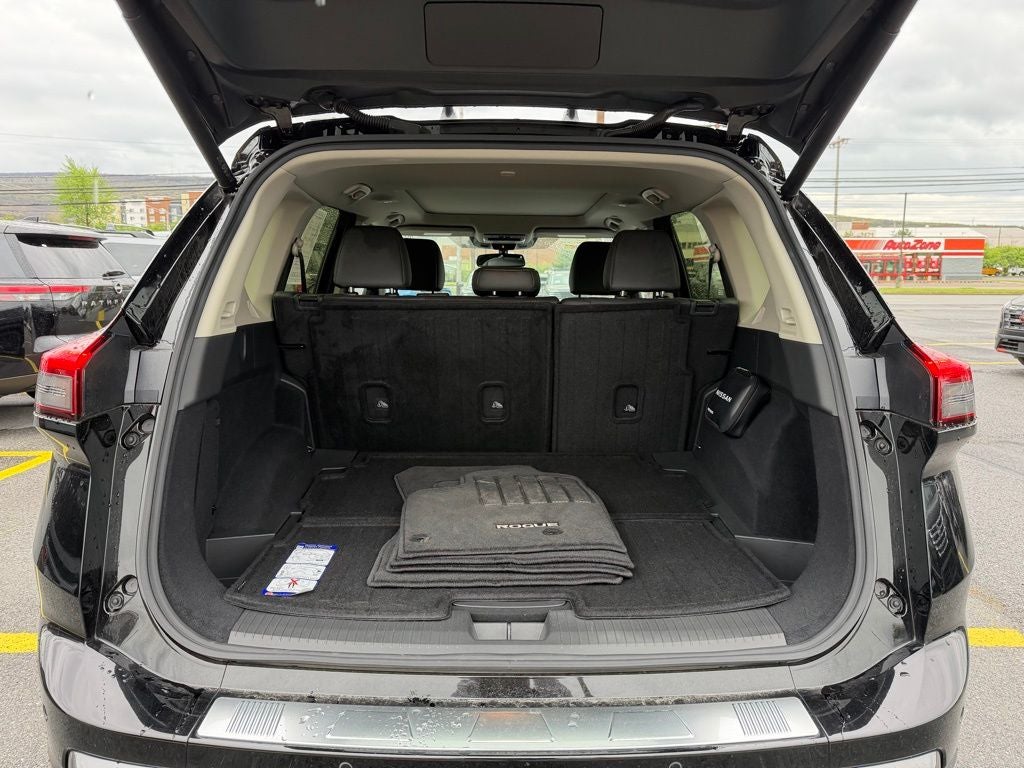 2025 Nissan Rogue SL