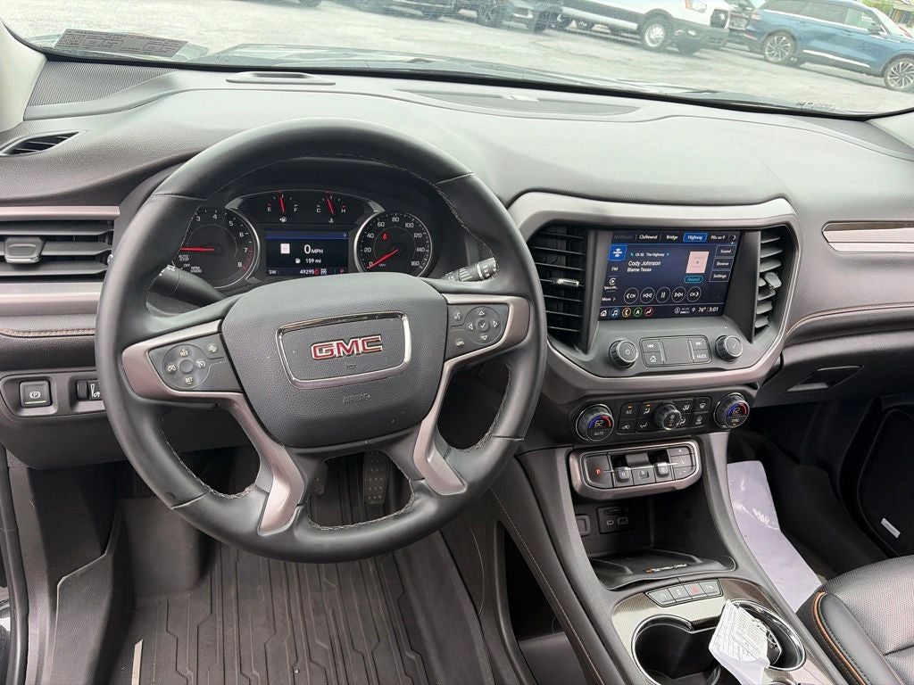 2023 GMC Acadia AT4
