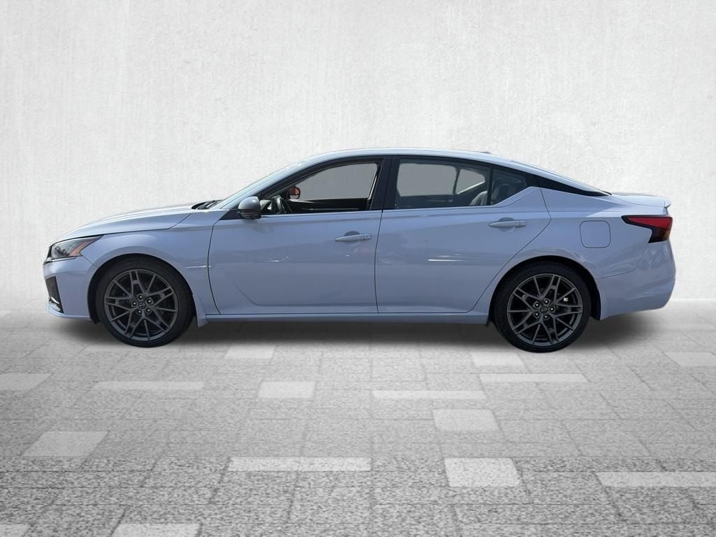 2023 Nissan Altima 2.0 SR