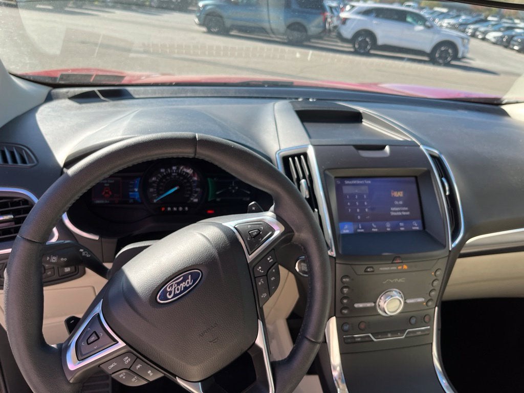 2020 Ford Edge Titanium