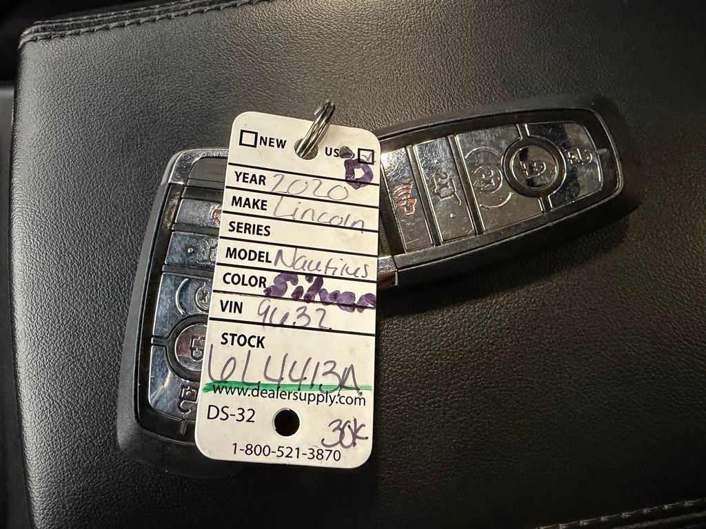 2020 Lincoln Nautilus Reserve