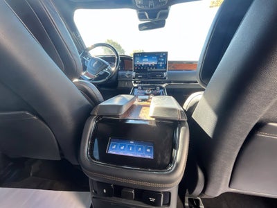 2023 Lincoln Navigator Black Label