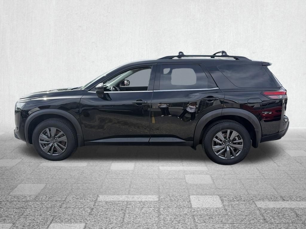 2023 Nissan Pathfinder SV