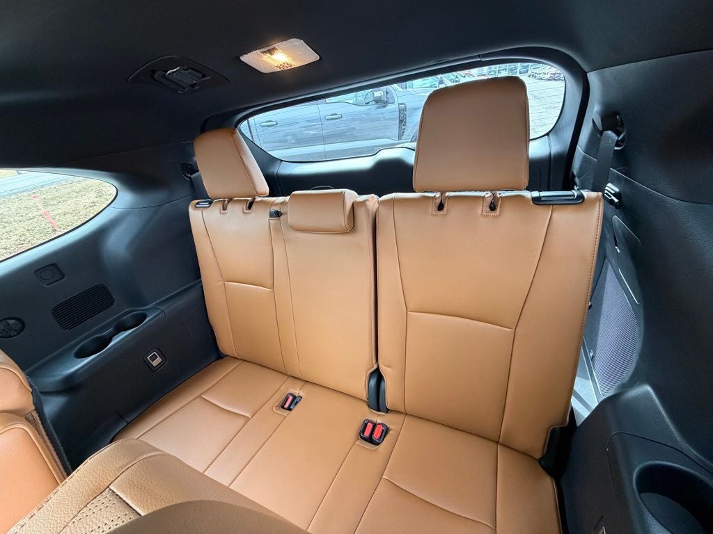 2024 Toyota Highlander Platinum