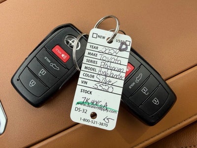 2024 Toyota Highlander Platinum