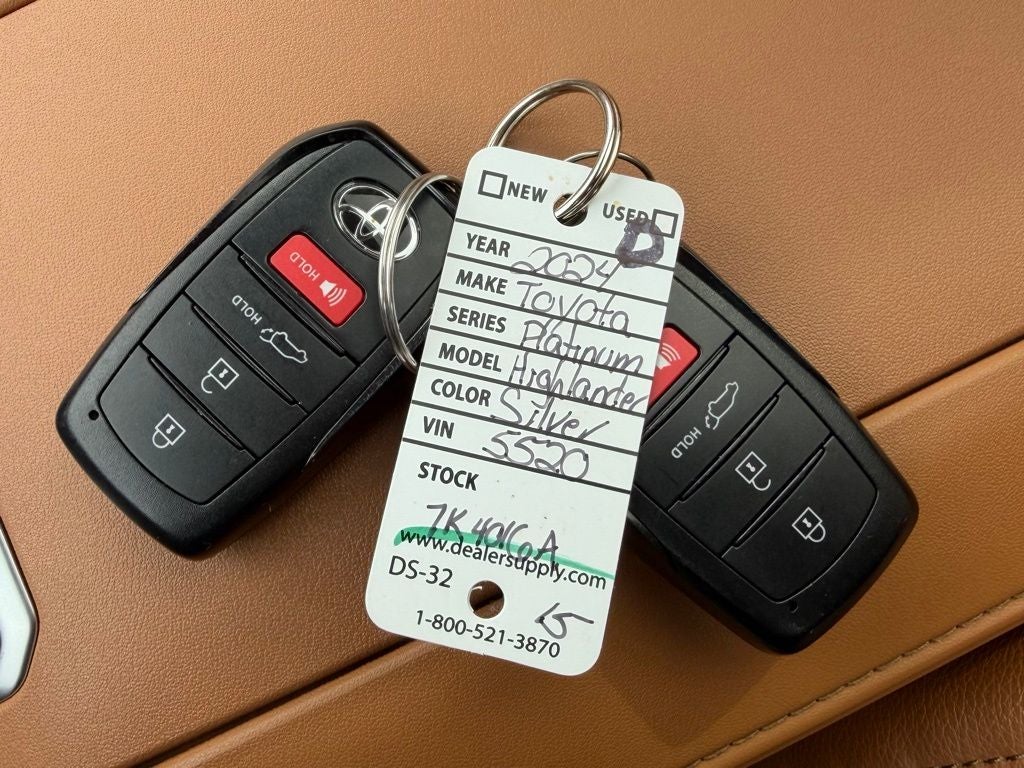 2024 Toyota Highlander Platinum