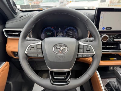 2024 Toyota Highlander Platinum